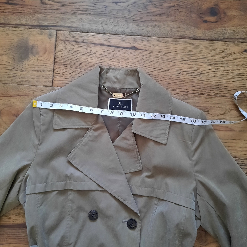 Elegant Khaki Trench Coat - Picture 6 of 14
